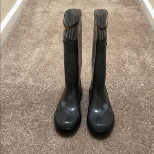 Women’s Rainboots